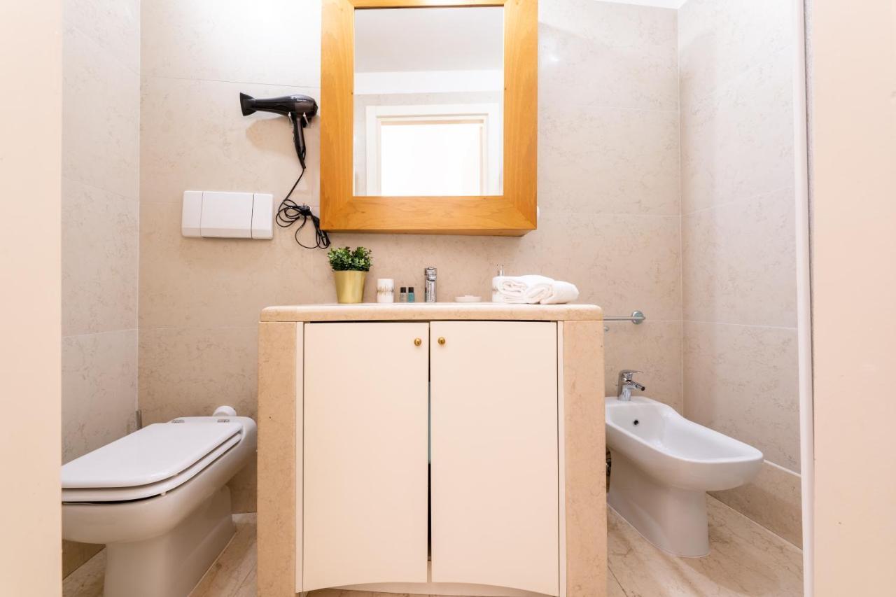 Corso Cavour Luxury Apartment Verona Bagian luar foto