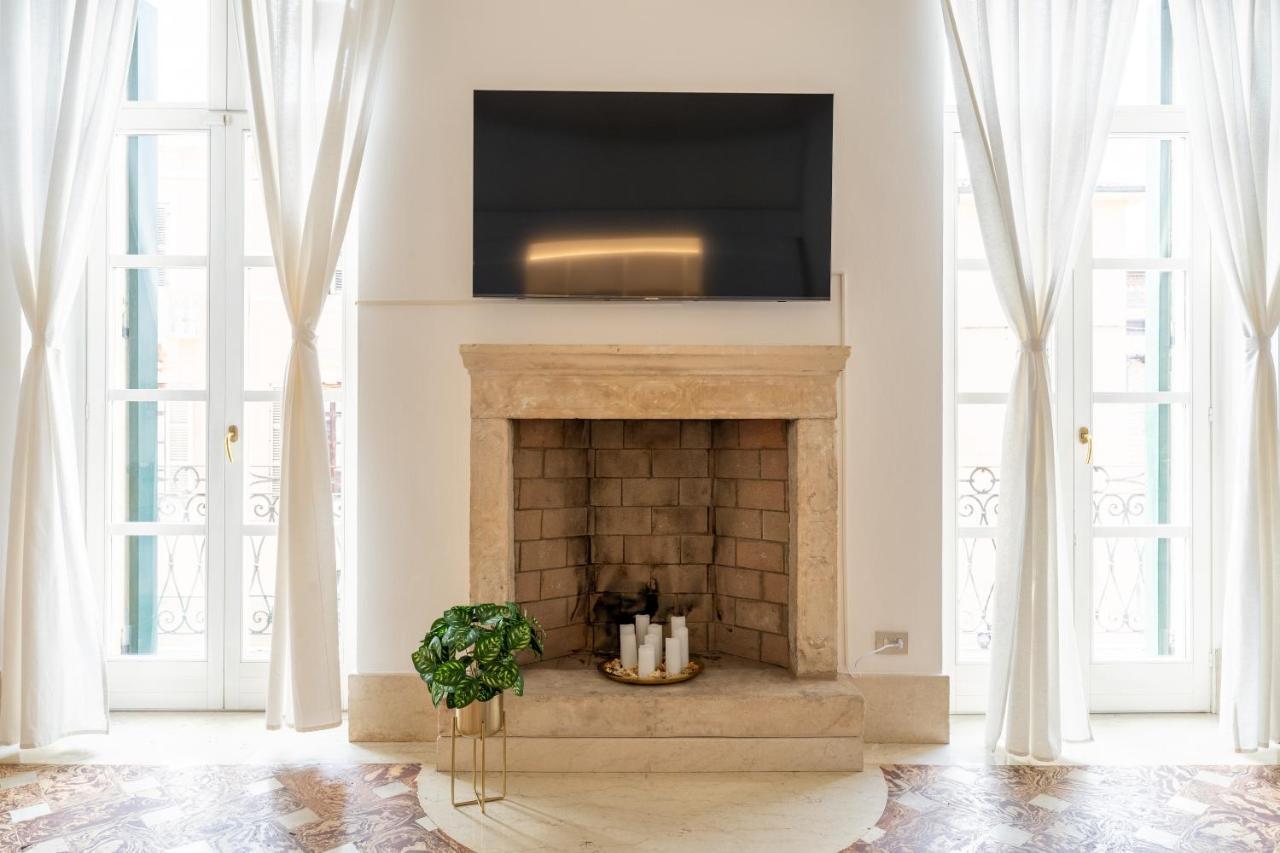 Corso Cavour Luxury Apartment Verona Bagian luar foto