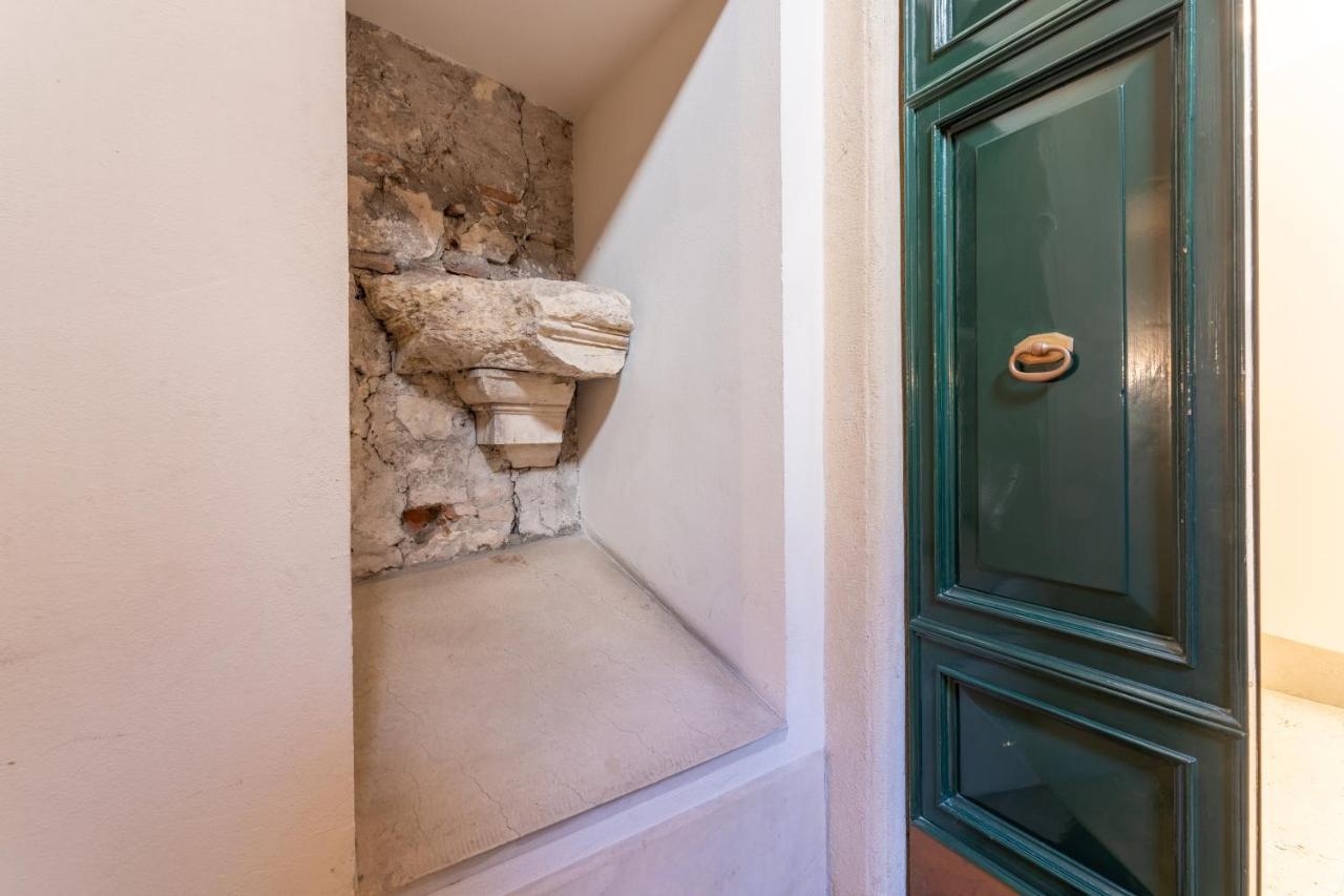 Corso Cavour Luxury Apartment Verona Bagian luar foto