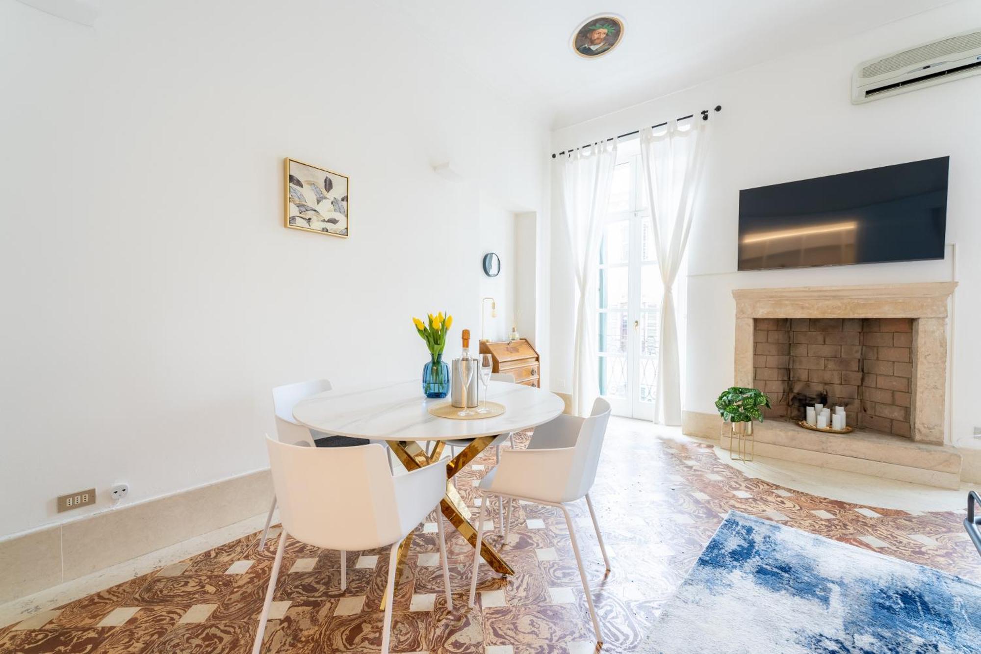 Corso Cavour Luxury Apartment Verona Bagian luar foto